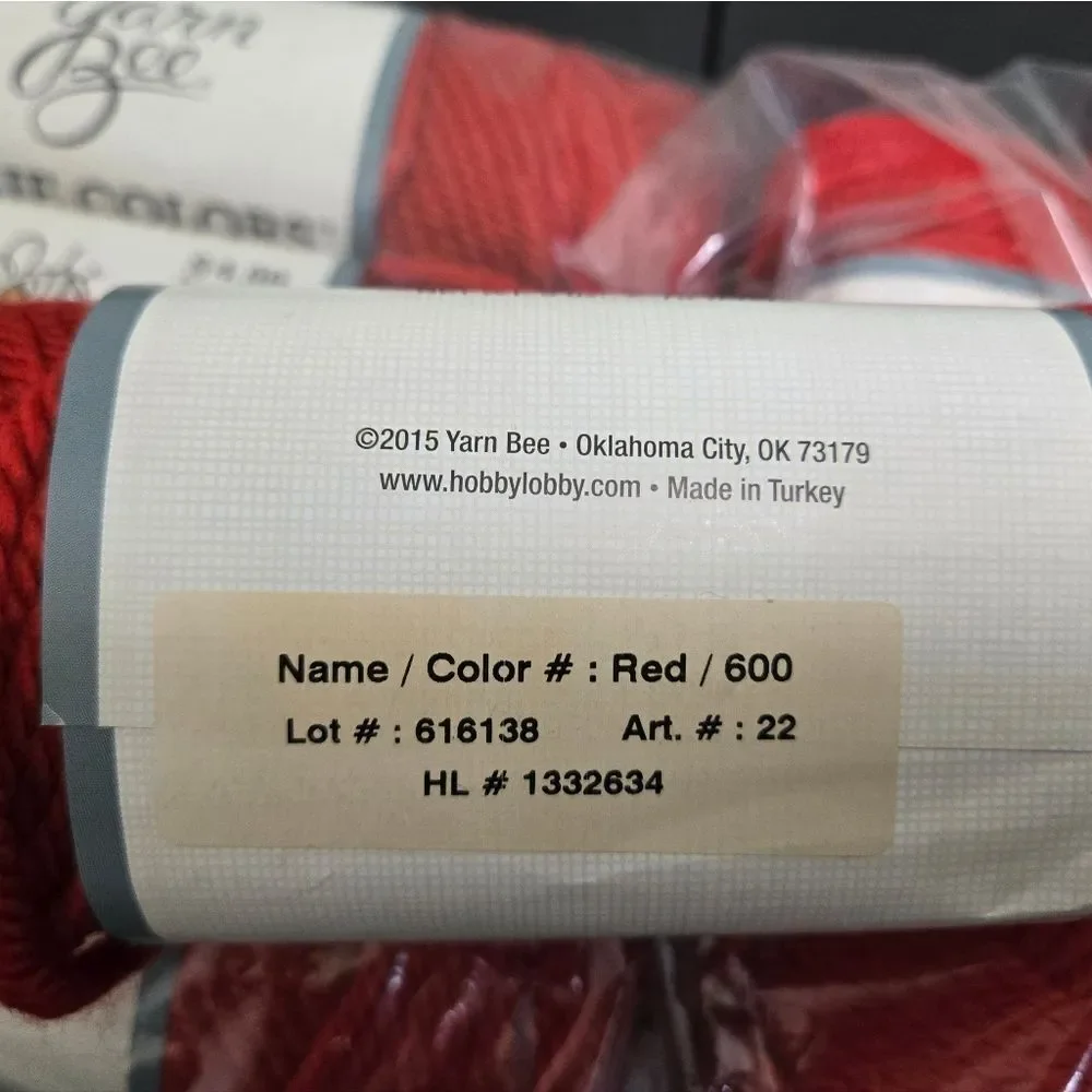 🎄🎄🎄 Yarn Bee True Colors Red Yarn 6 NEW SKEINS